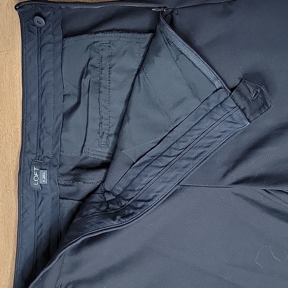 Women's LOFT Pants, Black, Size 8, Preowned EUC - Picture 5 of 9